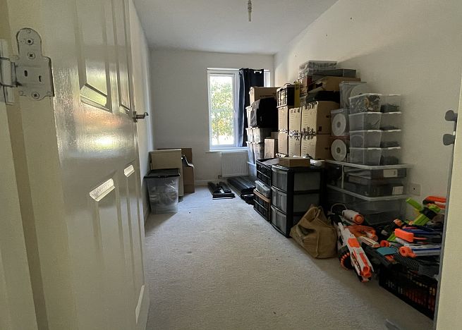 Flat 1 Fulmar House, Horley